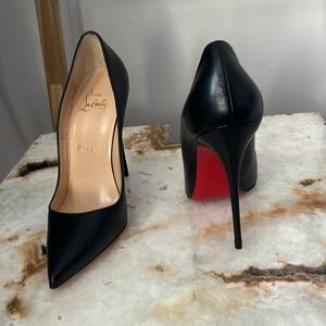 Authentic Christian Louboutins So Kate Pumps